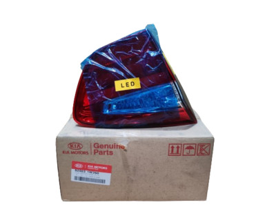 Đèn Hậu Miếng Trong Trái Có Led - 5 Cửa Kia Rio Mã phụ tùng 924031W260