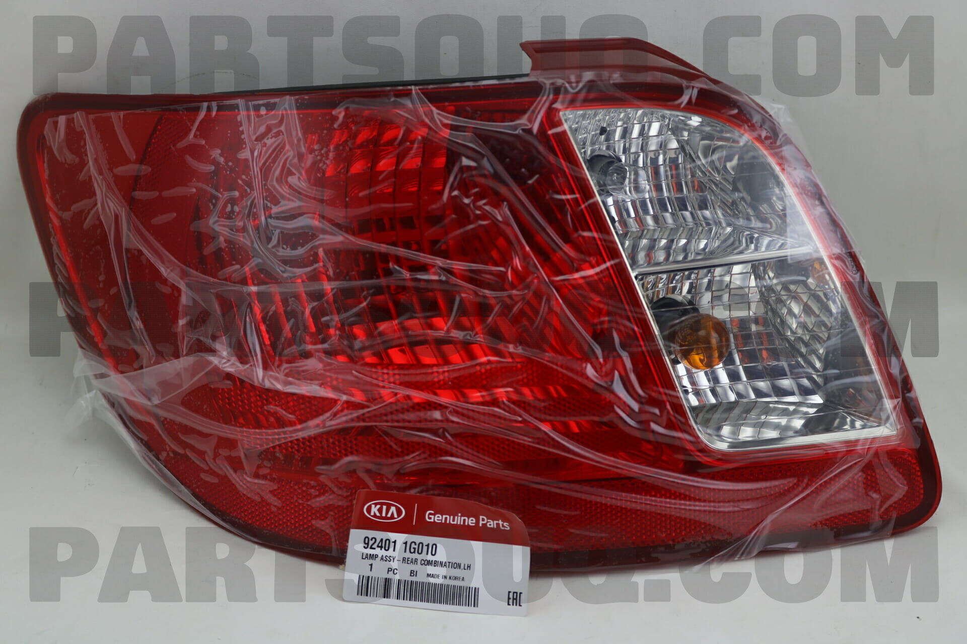 Đèn Hậu Miếng Ngoài Trái Kia Rio Mã phụ tùng 924011g010