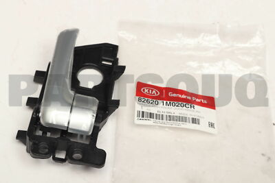 Tay Mở Cửa Trong Trước & Sau - R Kia Forte / Cerato Mã phụ tùng 826201M020CR