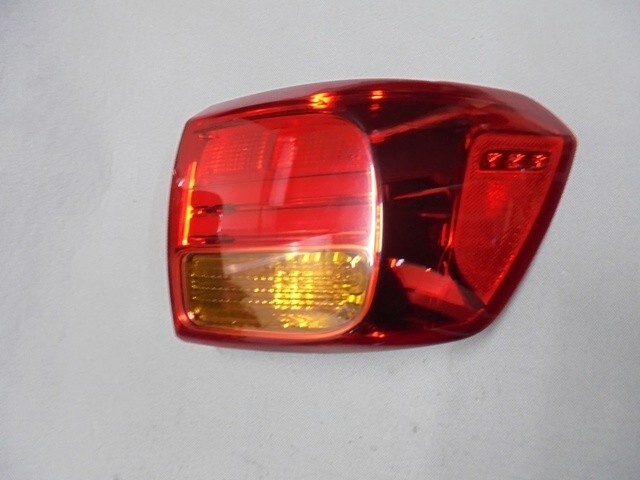 Đèn Gầm Phải Kia Grand Sedona Mã phụ tùng 92202a9700