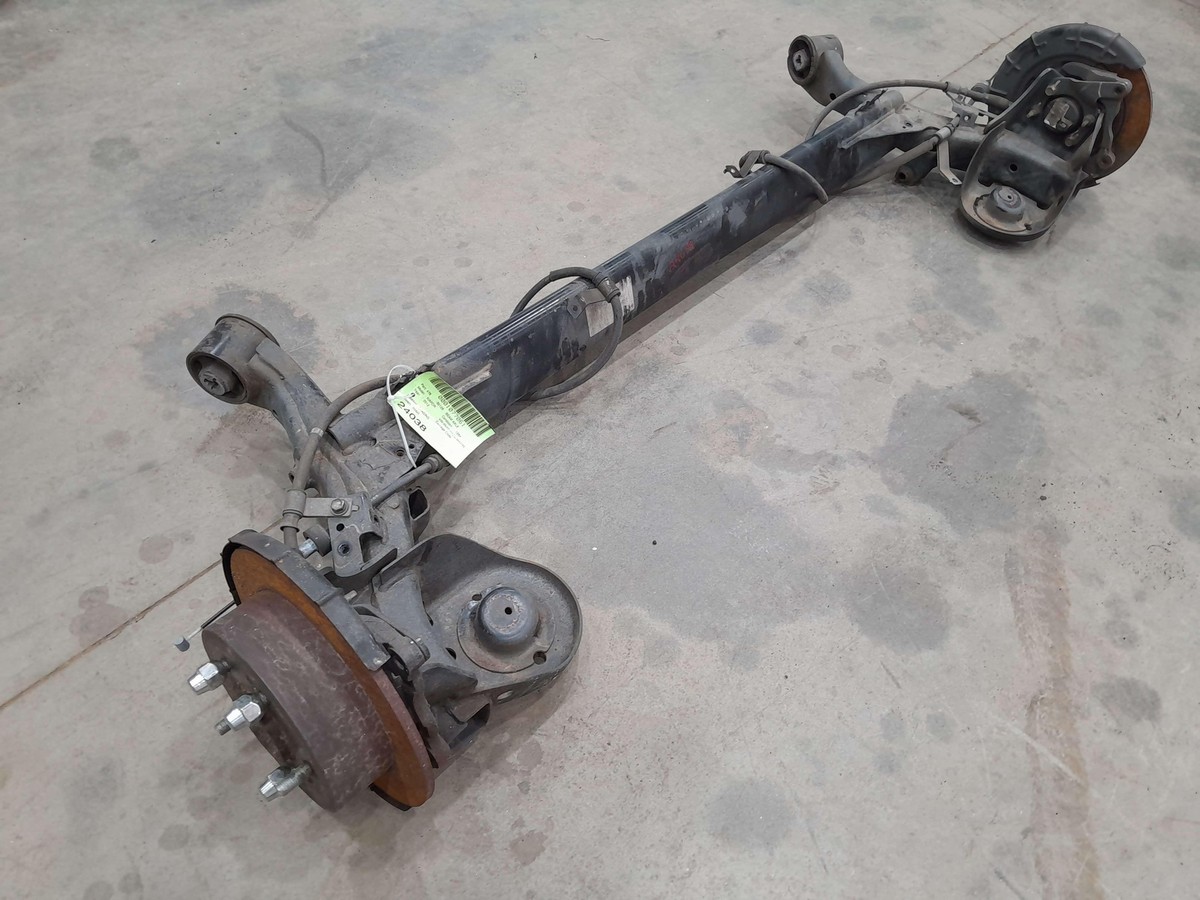 Cầu Sau Kia koup Mã phụ tùng 551001M100