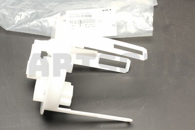 Nắp Giá Bắt Bơm Xăng Kia Morning / Picanto Mã phụ tùng 3111307000