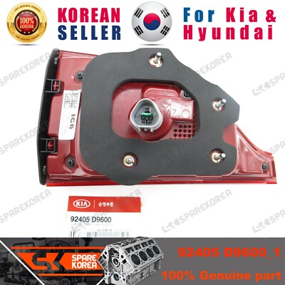 Đèn Hậu Miếng Trong Trái Kia Sorento Mã phụ tùng 924052P600