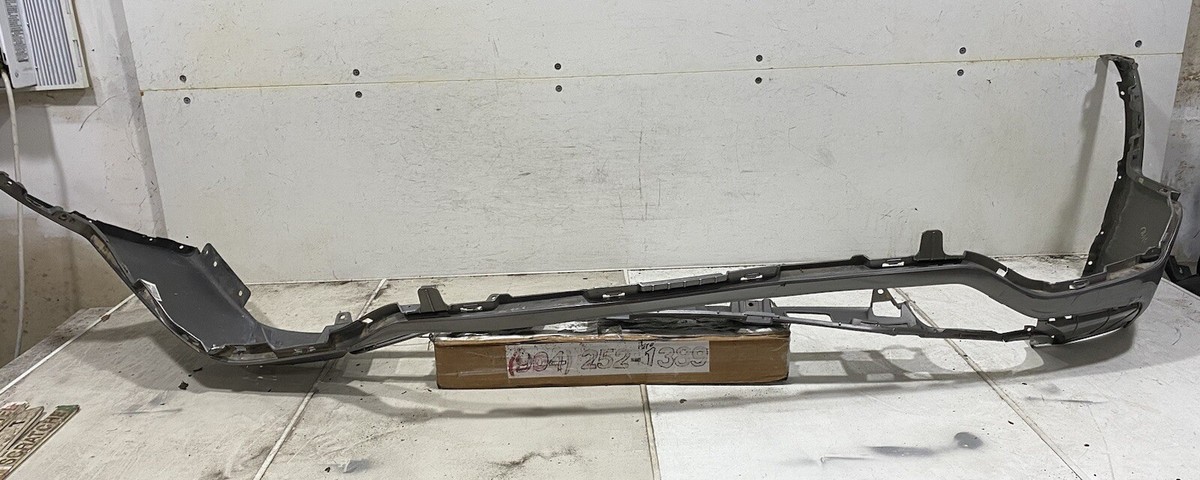 Giá Bắt Cản Sau Kia Morning / Picanto Mã phụ tùng 866311Y700