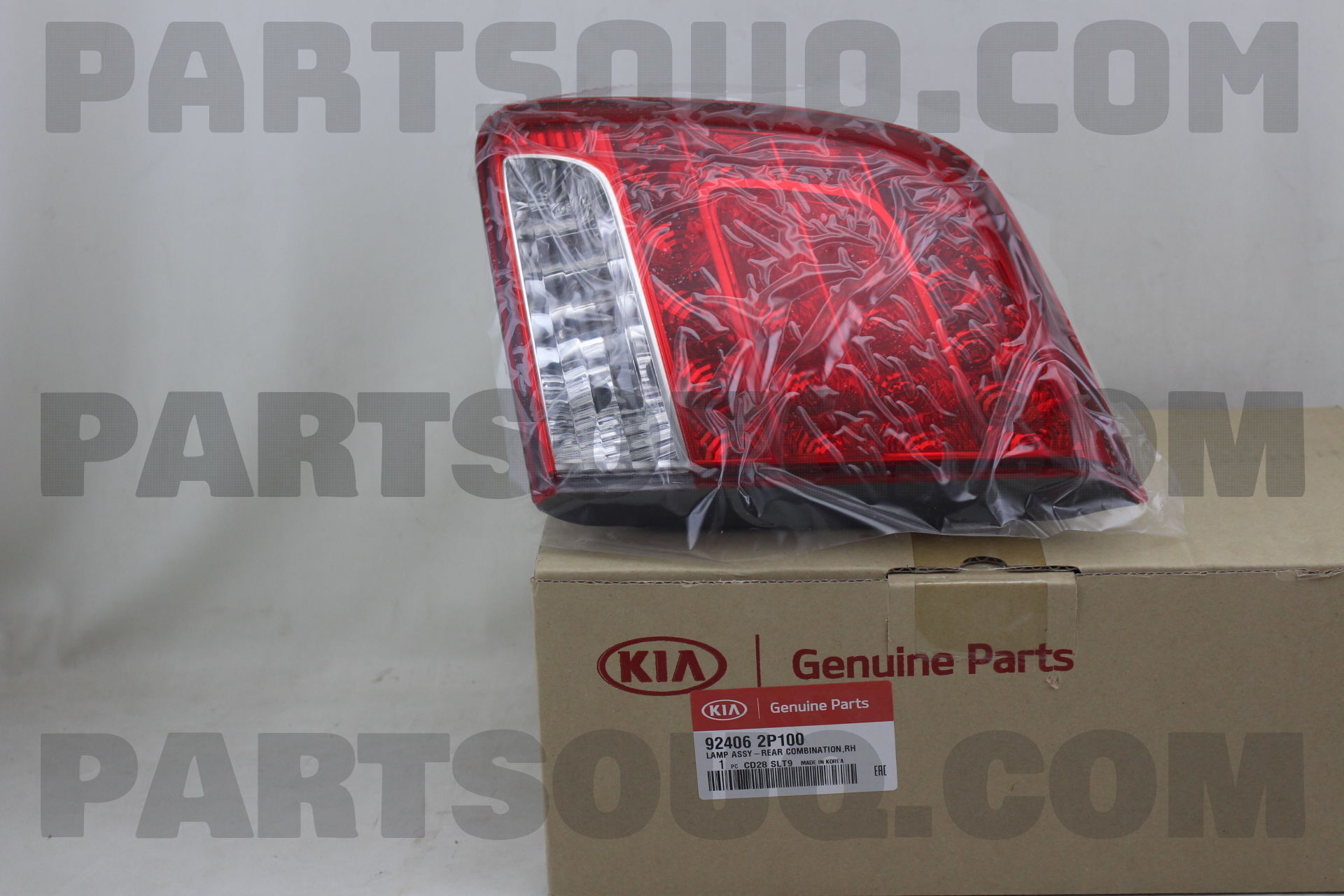 Đèn Hậu Miếng Trong Phải Kia Sorento Mã phụ tùng 924062P100