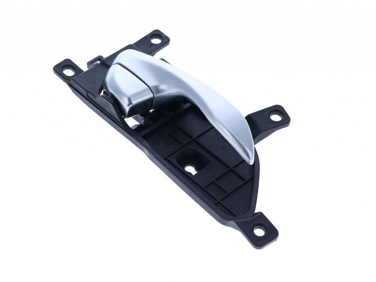 Tay Mở Cửa Trong Phải Kia Forte / Cerato Mã phụ tùng 82620m6010sa1