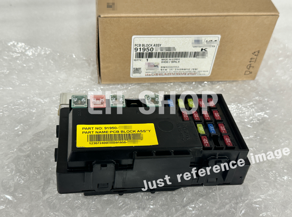 Hộp Cầu Chì Trong Xe Kia Forte / Cerato Mã phụ tùng 91950m6530