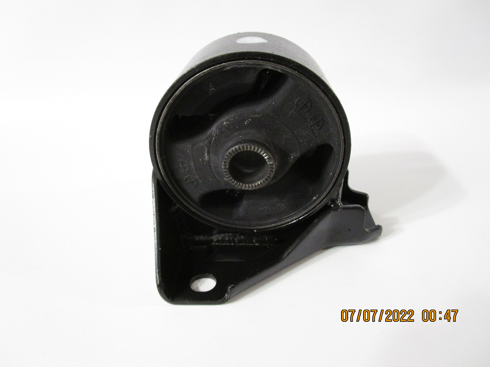 Cao Su Trước Động Cơ Kia Carens / rondo Mã phụ tùng 219102g100