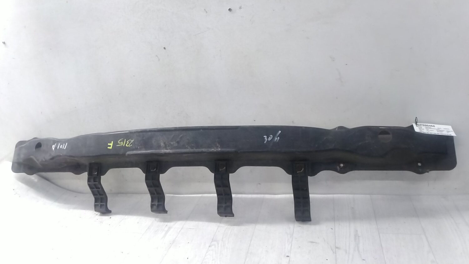 Xương Giằng Đầu Xe Kia Carens / rondo Mã phụ tùng 865301D010
