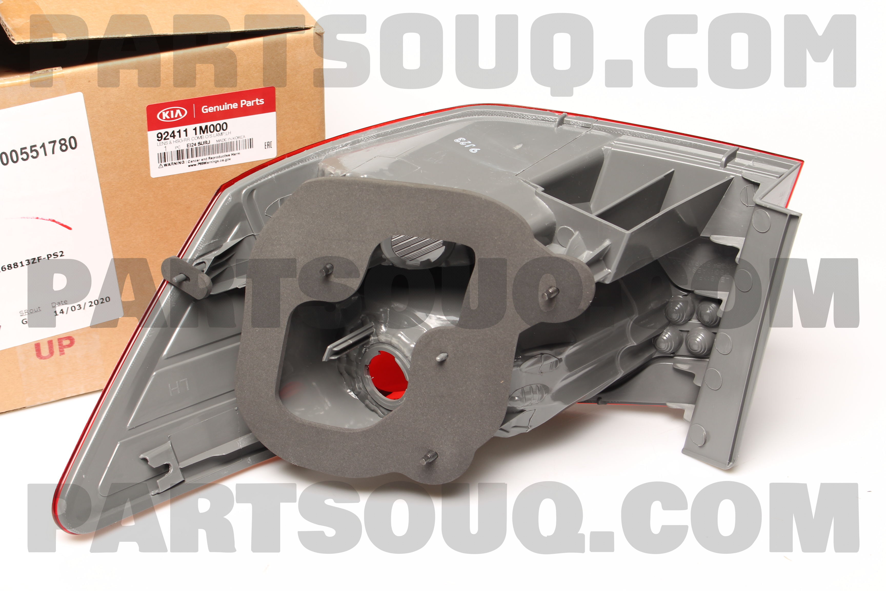 Vỏ Đèn Hậu Miếng Ngoài - L Kia Forte / Cerato OEM 924111M000