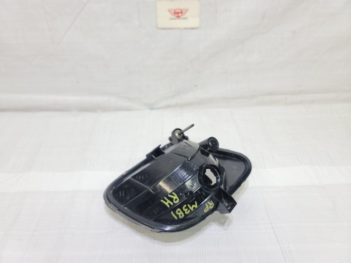 Đèn Gầm Phải Kia Carens / rondo Mã phụ tùng 92202a4000