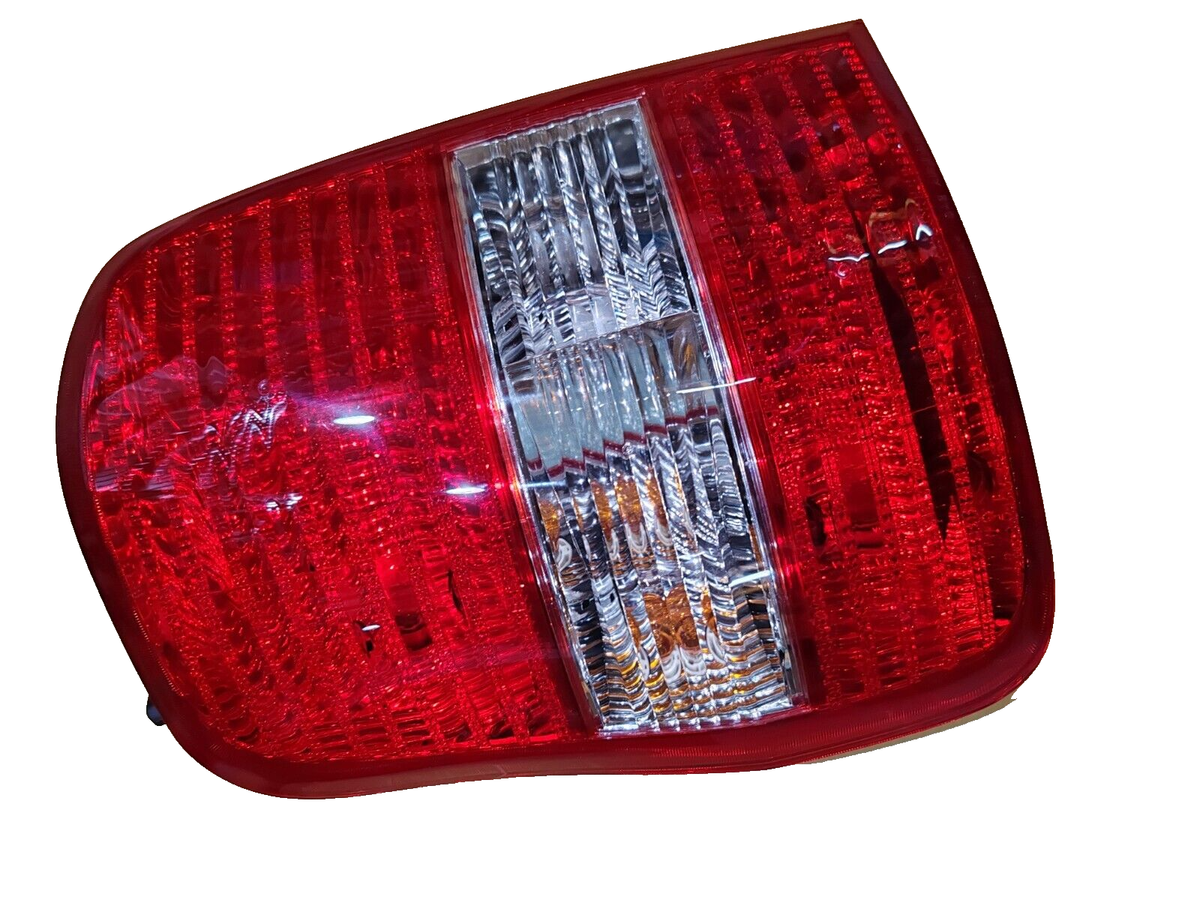 Đèn Hậu Trái Kia Carnival Mã phụ tùng 1K53A51160
