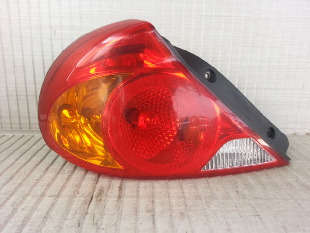 Đèn Hậu Trái Kia Spectra Mã phụ tùng 0k2n151160a