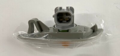 Đèn Xi Nhan Tai Xe Kia Forte / Cerato Mã phụ tùng 923041M000